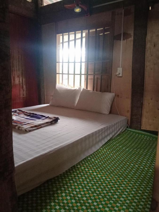 Du Gia Van Chung Homestay Lang Cac Экстерьер фото