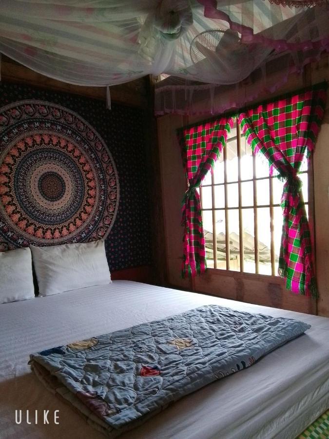 Du Gia Van Chung Homestay Lang Cac Экстерьер фото
