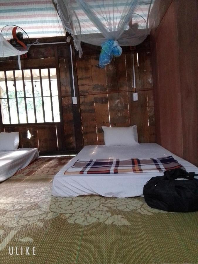 Du Gia Van Chung Homestay Lang Cac Экстерьер фото